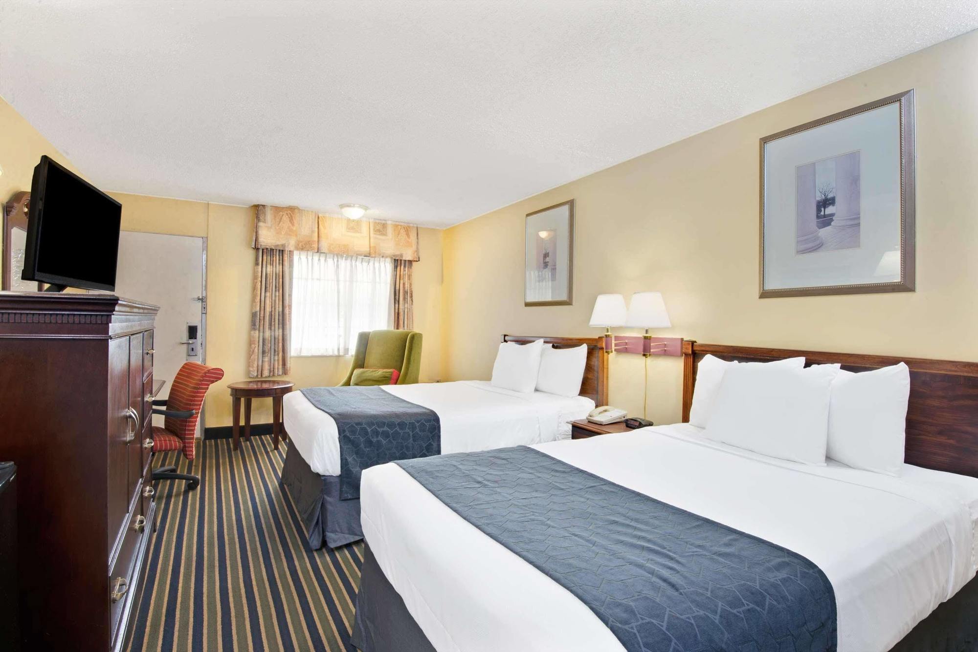 Days Inn By Wyndham טאוסון מראה חיצוני תמונה